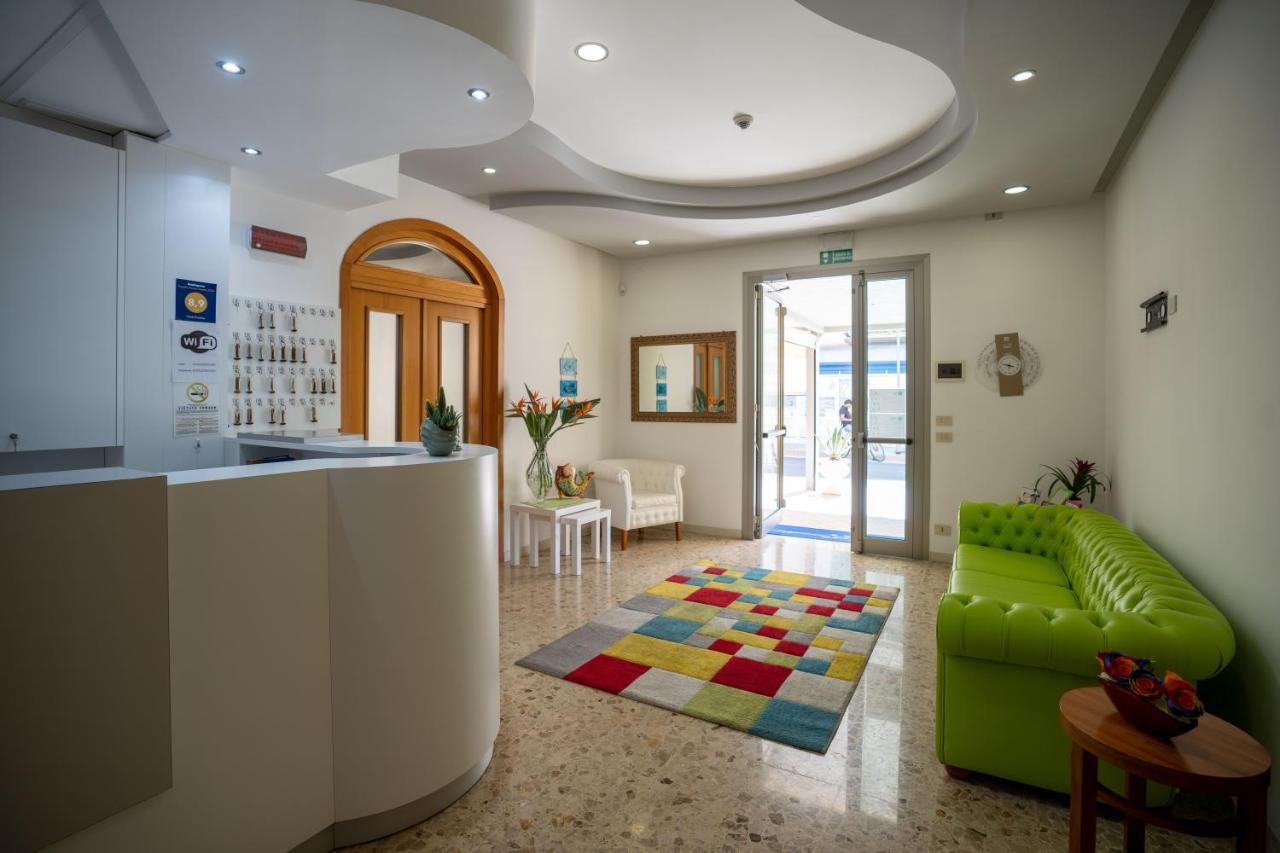 לידו די ג'סולו Hotel Eraclea מראה חיצוני תמונה